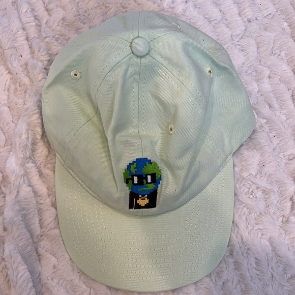 MADHAPPY X NOUNS PIXEL EARTH DAD HAT ADJUSTABLE UNISEX MINT GREEN NEW - Picture 3 of 10